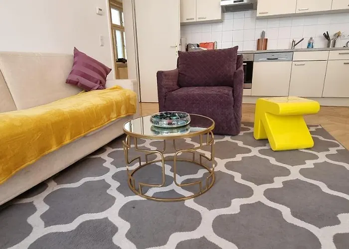 Urban Serviced Apartahotel Viena
