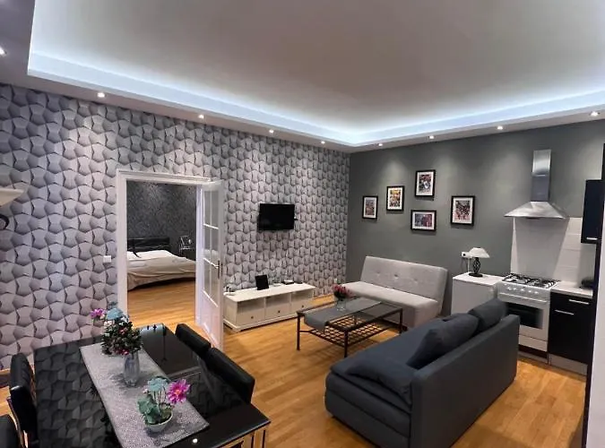 Urban Serviced Apartahotel Viena